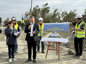 總機再忙不忘關心地方!蔡其昌、施志昌爭取650萬經費整修大甲六股大排