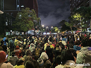 立院外青鳥嗆藍白「奉陪」到12點、12/23到桃園向6藍委究責