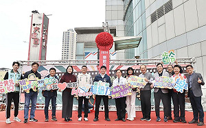 高市樂齡學習中心「幸福銀光季」  邀民眾體驗多元樂齡課程