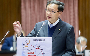 揭《財劃法》犧牲屏南快、捷運建設 徐富癸心痛轟蘇清泉、林國成