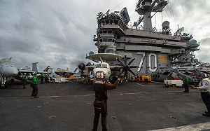 切進南海！中國智庫緊盯 美航艦卡爾文森號打擊群橫穿菲律賓