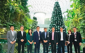 柯文哲訪星報告提布拉格  苗博雅：蔣市府幫修改 柯仍有實質影響力 成接押理由？