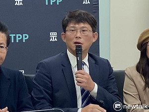 黃國昌嗆林智群是綠營側翼  本人狠酸:只有跟他直播好油才不是側翼