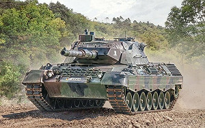 美狂砸2.5億美元造飛彈 JASSM要援烏！德國亮軍援大清單 日、英也送錢