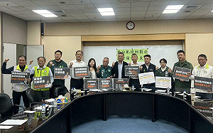 嘆藍白《財劃法》讓屏東建設全倒　綠營議員齊轟：蘇清泉辭職謝罪