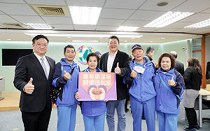 寒冬關懷弱勢團體　民進黨發起捐贈年菜活動