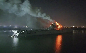 航母江蘇著火20多小時才撲滅! 拆艦恐釀汙染 網：不如拿來當東風導彈靶艦