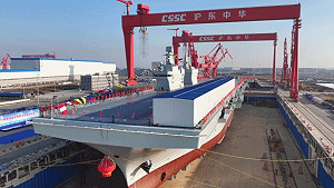 用來攻台和嚇菲律賓? 解放軍4萬噸076兩棲攻擊艦下水 電磁彈射威脅東南亞
