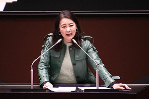 黃國昌力倡揭弊者保護立法 綠委批：你怎麼對待端木正、朱亞虎？