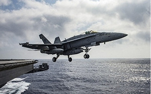 大黃蜂戰機3連摔! 繼美航母2機落海後 芬蘭也墜毀一架 駕駛彈射逃生