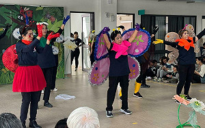 高雄社區樂齡劇團首演 音樂劇《蟲蟲的夢想》嗨翻幼兒園 