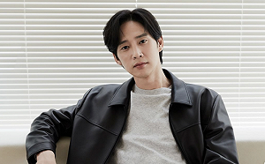 手滑貼色情版《魷魚遊戲》惹議！ 朴成焄還原事發經過哽咽道歉：深深自責