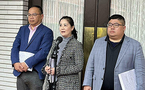 冗長協商3小時都在等他 綠黨團批黃國昌當了主席「盤仔假流氓」 