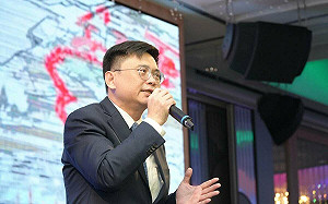 藍白鼓吹群眾上街挺柯文哲 賴瑞隆：施壓司法非常不恰當