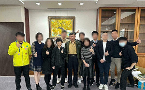 調查局把橘子列「外逃通緝犯」名單! 林智群譏:阿北坦蕩蕩的話「那妳幹嘛跑路」?