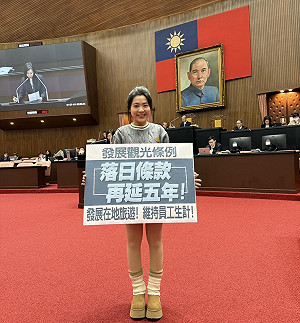 徐巧芯稱遇到「支持時力同學」   四叉貓秒打臉:妳念大學時他們還沒成立