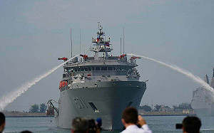 大武軍艦左俥纏絞拖纜 艦長操作失慎檢討調職