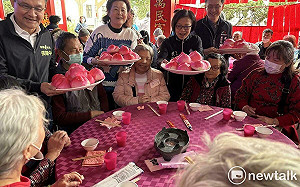 透過許願清單了解長者需求 台中全成基金會持續19年寒冬送暖