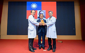 「傅副」得正！台中榮總院長陳適安退休 原副院長傅慶雲榮升