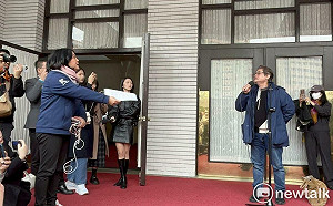 陳玉珍拿複製文再嗆離島出版社總編 綠委郭昱晴怒轉發:你繼續秀下限