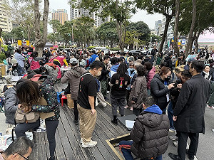 立院藍白聯手刪總預算  台中罷免藍委連署收件倍增
