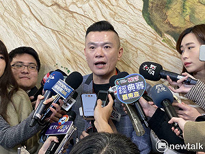 挺黃國昌選黨主席因「非柯案關係人」  江和樹建議蔡壁如續選台中立委
