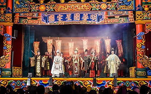 陳玉珍嗆「要飯」明華園三代:憑什麼說我們是乞丐?拜票時沒伸手索票嗎?