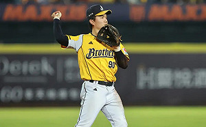 19歲站穩一軍 江坤宇成最年輕億元男!