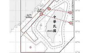 中共36機艦擾台 2枚空飄氣球穿越台灣上空