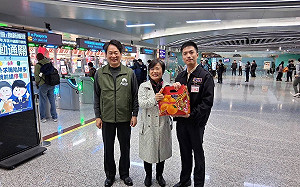 桃機出入境人潮攀升 內政部：調派36名優秀役男協助安檢通關