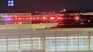 已撈出18具遺體! 華府「黑鷹」與客機相撞墜河  當局派潛水夫全力搶救