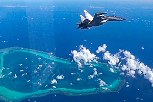 南海緊張!控菲「拉攏域外國家」軍事演習 解放軍南部戰區空軍巡航黃岩島