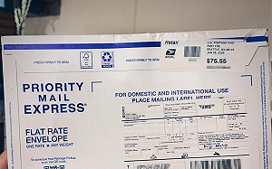 一封75美元的連署「從西雅圖飄揚過海」罷免羅明才團體：民主的份量沈重又甜蜜