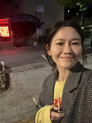反擊游淑慧!吳欣岱PO「即時媽媽照」證明住內湖 反批帶職跨區參選背棄港湖