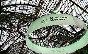 DeepSeek震撼巴黎!中國AI突破全球關注 各國立場分歧 這2國拒簽聲明