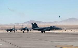 找到軟肋?美空軍演習出動20架空中加油機 中國專家這樣解讀