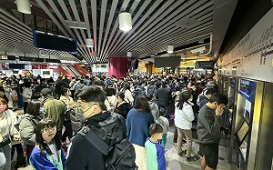 台灣燈會逢情人節！機捷湧入19萬人 桃捷公司適狀況增停