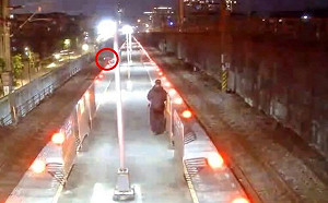 欠債男墜軌奇蹟生還離站！害台鐵58列車延誤逾3千分鐘   遭求償18萬 