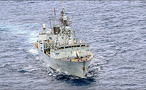 加拿大軍艦通過台海！共機亂竄抗議、共軍東部戰區氣噗噗半夜嗆聲