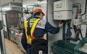 台中百貨賣場大稽查第三天 六家竟有五家不合格 現場發現瓦斯漏氣