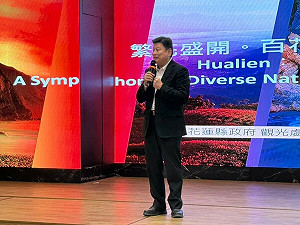 重感冒卻健身還跑出國? 傅崐萁自行公開行程