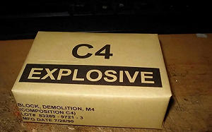 把C4炸藥拿來當口香糖嚼！黑索金添加塑性材料 美軍戰爭中常這樣幹.....