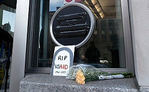 USAID 1600員工沒頭路! 全球大部分職員今起「行政休假」 數千計畫遭凍結