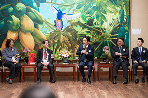 接見海外二二八遺屬返鄉團 總統:絕不能讓類似事件再次發生