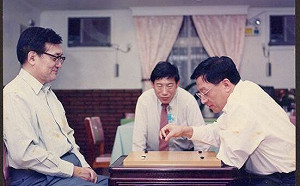 對奕捐清大1500萬風波！曹興誠控翁曉玲誹謗案開庭律師各執一詞 7月25日再戰