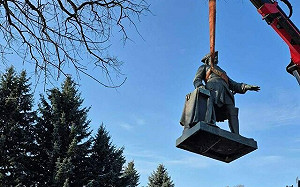 普丁承認要放「自己人」統治烏克蘭! 還要邊緣化歐洲 烏怒拆彼得大帝雕像