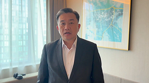 馮翊綱指共軍擾台是大內宣 王定宇打臉:鬧出的笑話比舞台上更可笑
