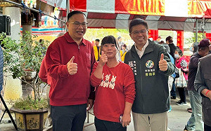 王義川出席祈龜文化活動 避談大選但將全力輔佐議員勝利