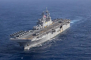 無縫接軌美國號兩棲攻擊艦 美「閃電航母」前進印太