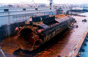 擔心核技術洩露!柯林頓:普丁2000年犧牲庫斯克號118官兵性命